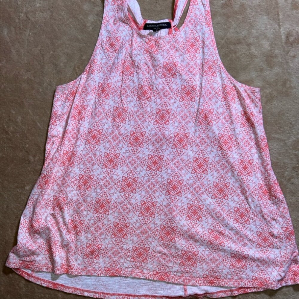 Banana Republic Women Medium Coral White Geometric Racerback‎ Summer Tank Top